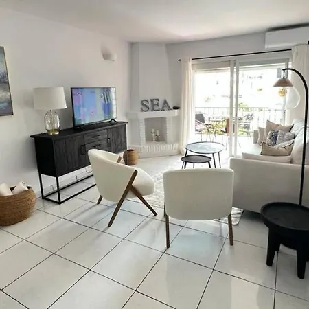 Riviera Del Sol Apartment